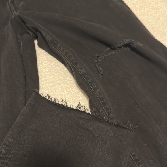 Old navy black loose jeans - Picture 3 of 3